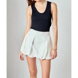 NEW ENDLESS ROSE claire bubble hem skort in white